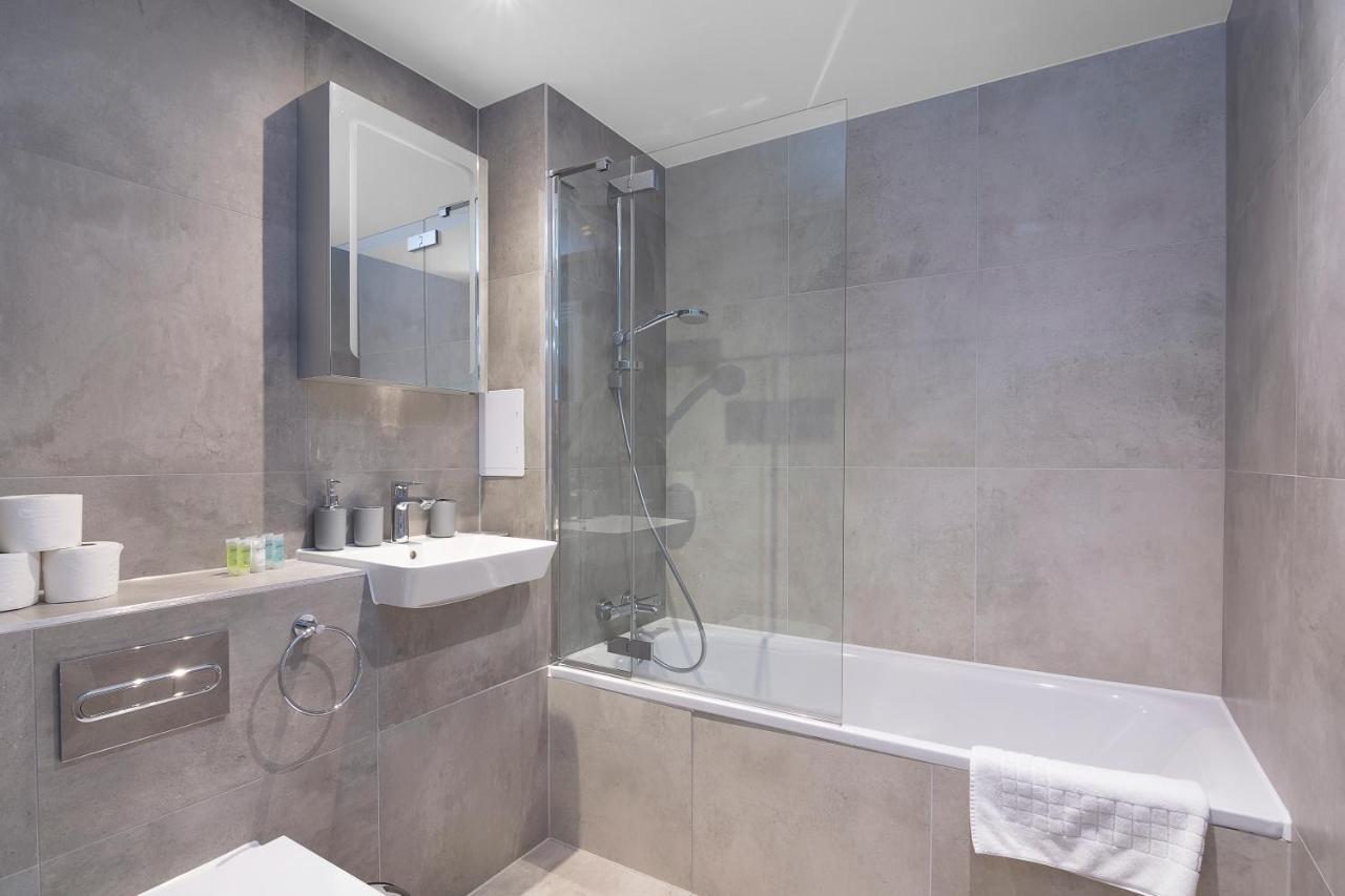 Spacious, Bright & Modern 1 & 2 Bed Apartments At Sligo House - Central Watford 沃特福德 外观 照片