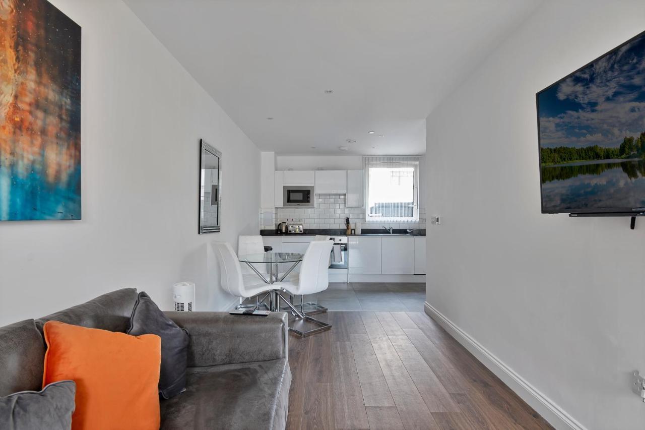 Spacious, Bright & Modern 1 & 2 Bed Apartments At Sligo House - Central Watford 沃特福德 外观 照片